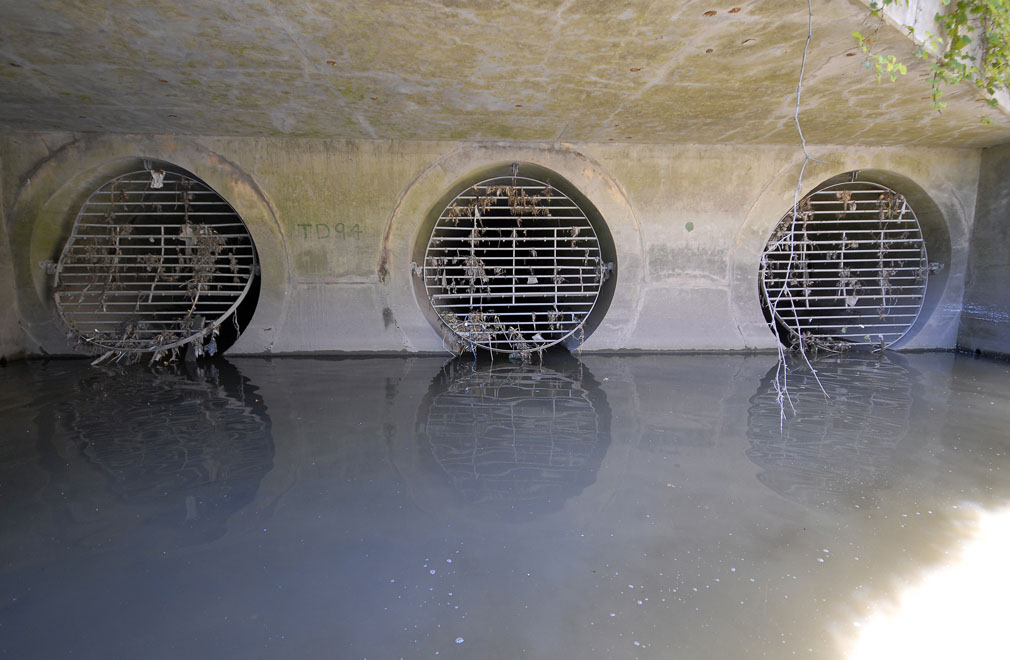 AOTU Drains Don River The Three Tenors