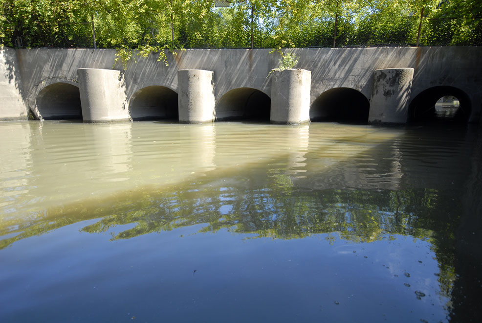 AOTU Drains Don River The Three Tenors